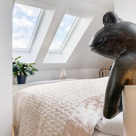 Modern & Stylisch - Penthouse-Feeling Nahe Flughafen Muenchen Apartment Freising Bagian luar foto