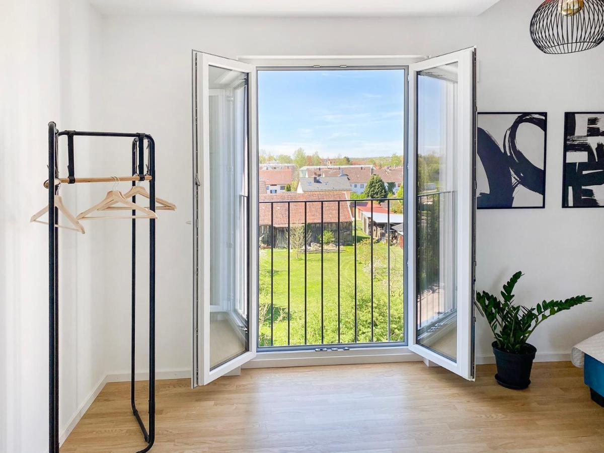 Modern & Stylisch - Penthouse-Feeling Nahe Flughafen Muenchen Apartment Freising Bagian luar foto