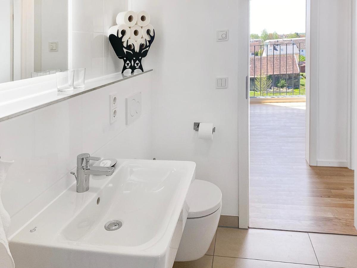 Modern & Stylisch - Penthouse-Feeling Nahe Flughafen Muenchen Apartment Freising Bagian luar foto
