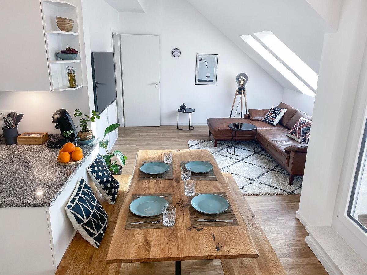 Modern & Stylisch - Penthouse-Feeling Nahe Flughafen Muenchen Apartment Freising Bagian luar foto
